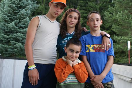 Tábor pre súrodencov