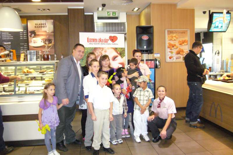 Mcdonald usmev PO 001