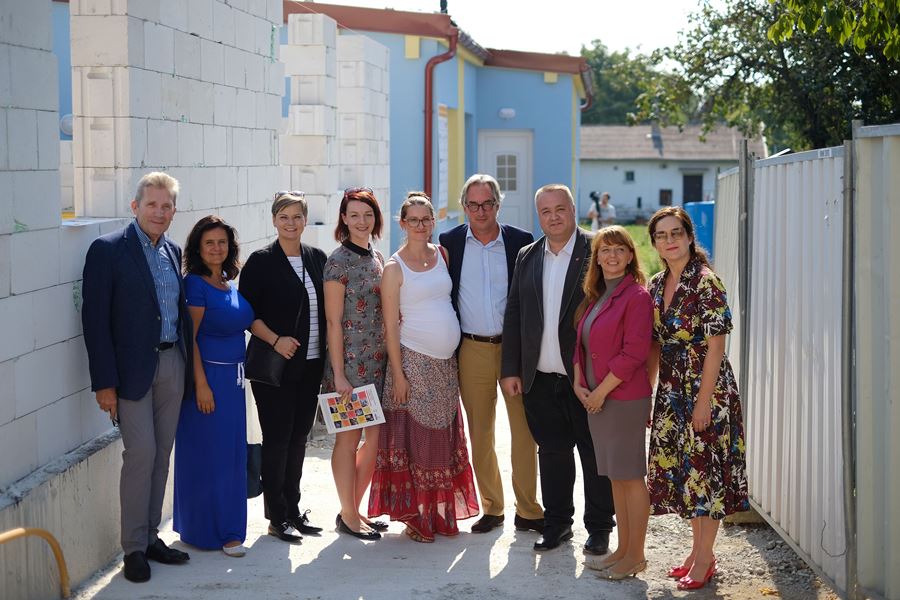Otvorenie centra pomoci Vincentínum v Košiciach - Šaci