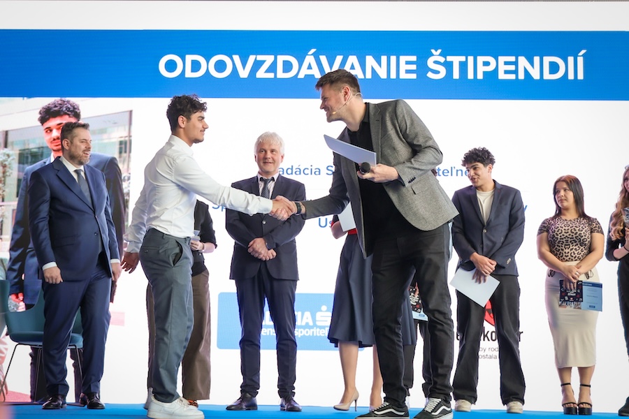 Podpora študentov v kríze narástla o polovicu. Štipendiá získalo 75 mladistvých z celého Slovenska